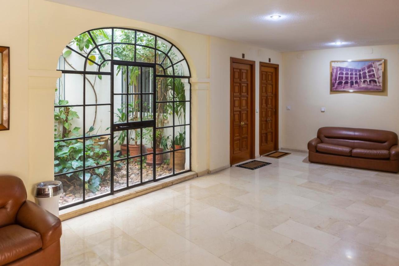 Apartamento Emilio Luque Cinco Cordoba Exterior photo
